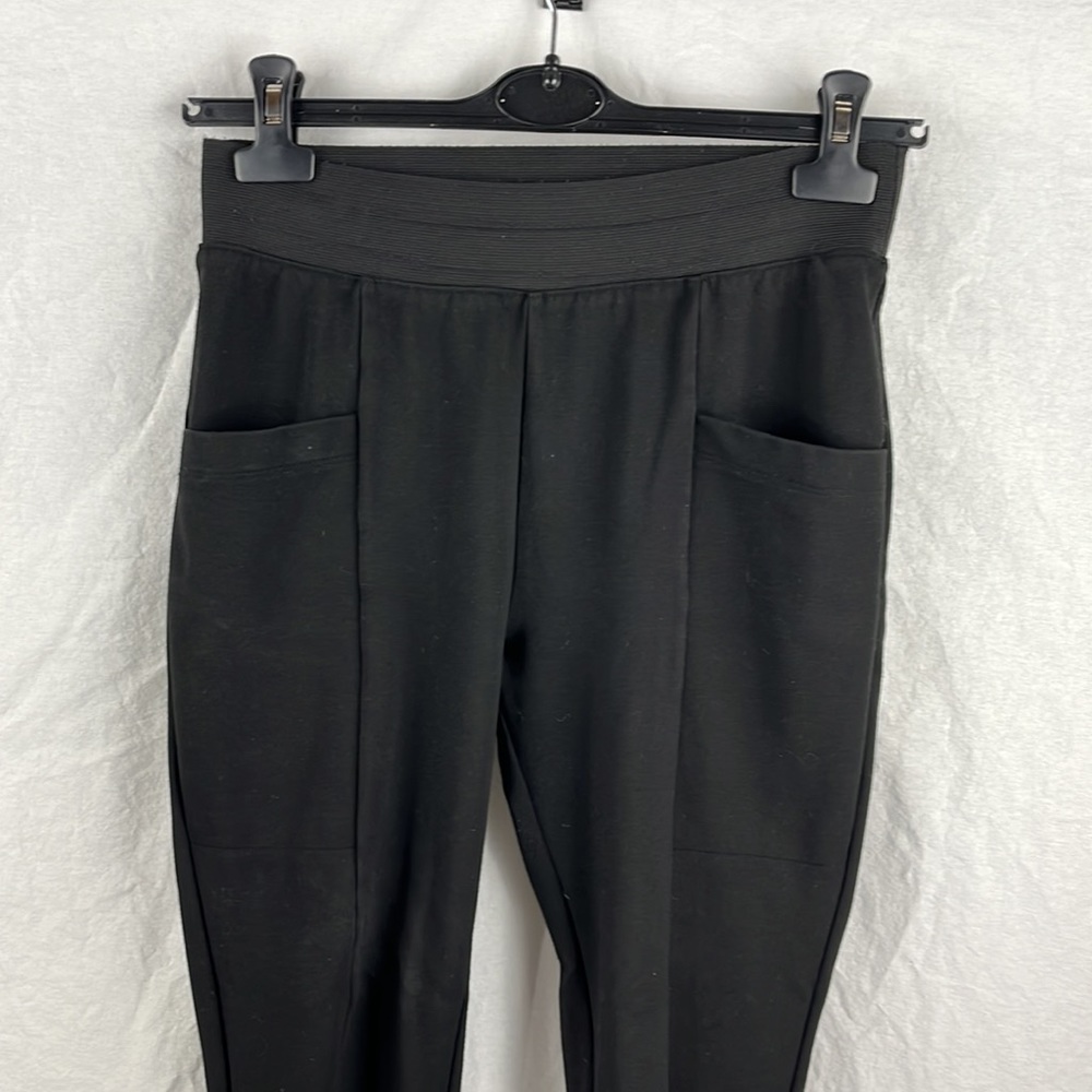 Banana Republic small legging pocket - Picture 2 of 5